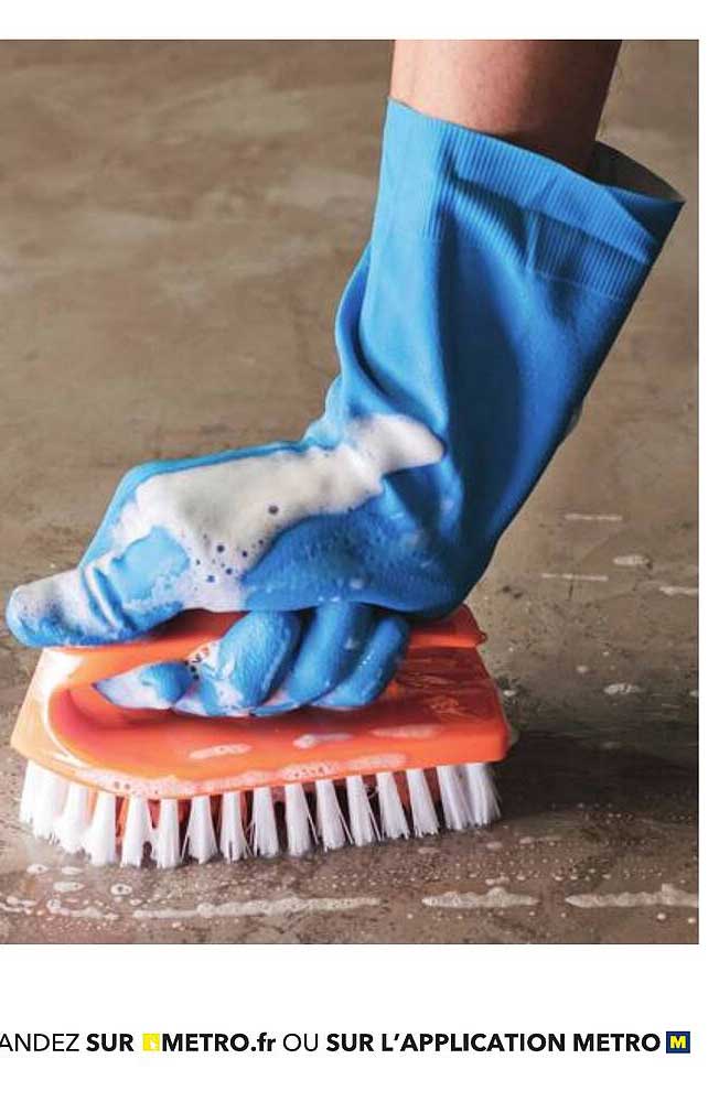 Nettoyeur de surfaces