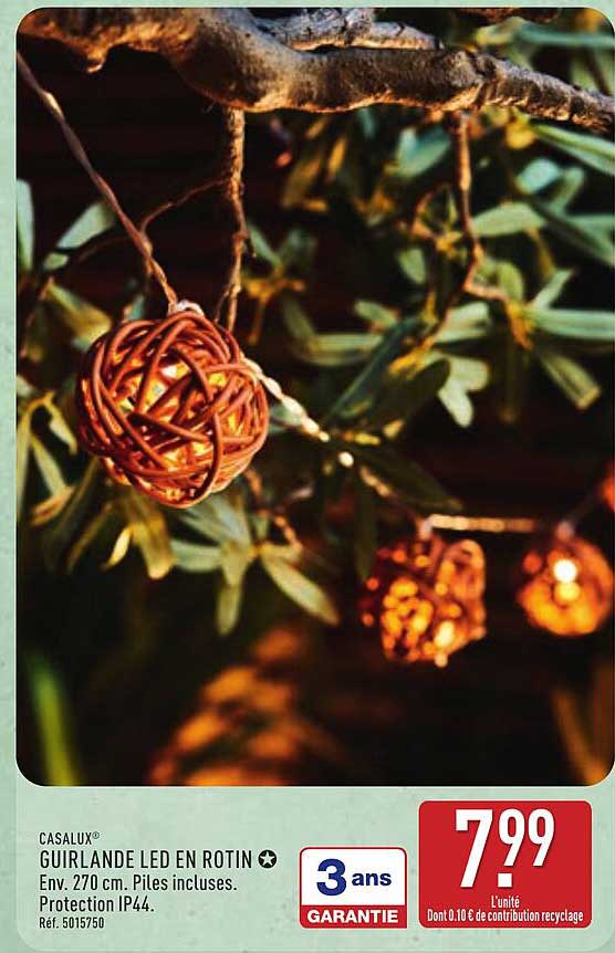 GUIRLANDE LED EN ROTIN