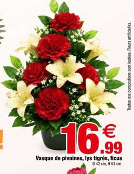 Vasque de pivoines, lys tigres, ficus