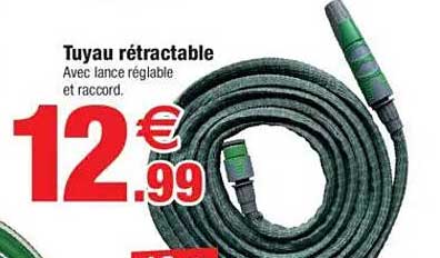 Tuyau rétractable Avec lance réglable et raccord.