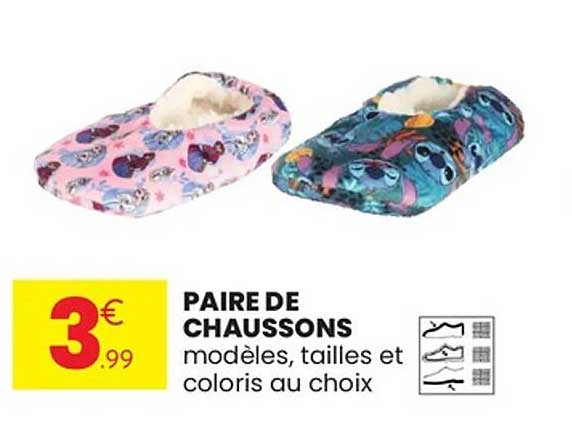 PAIRE DE CHAUSSONS
