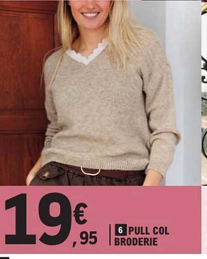 PULL COL BRODERIE