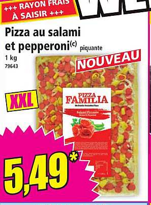 Pizza au salami et pepperoni(c) piquante