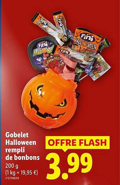 Gobelet Halloween rempli de bonbons