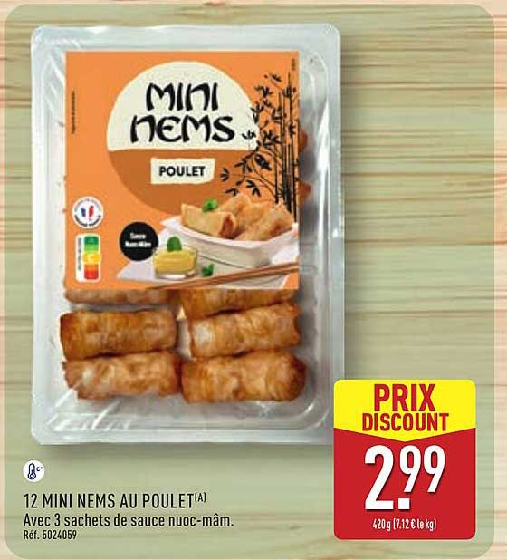 12 MINI NEMS AU POULET(A) Avec 3 sachets de sauce nuoc-mâm.