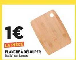 1€ LA PIECE PLANCHE À DÉCOUPER 25x15x1 cm. Bambou.
