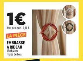 LA PIECE EMBRASSE A RIDEAU