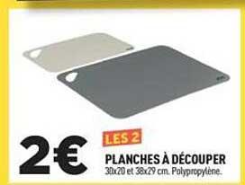 LES 2 PLANCHES À DÉCOUPER 30x20 et 38x29 cm. Polypropylène.