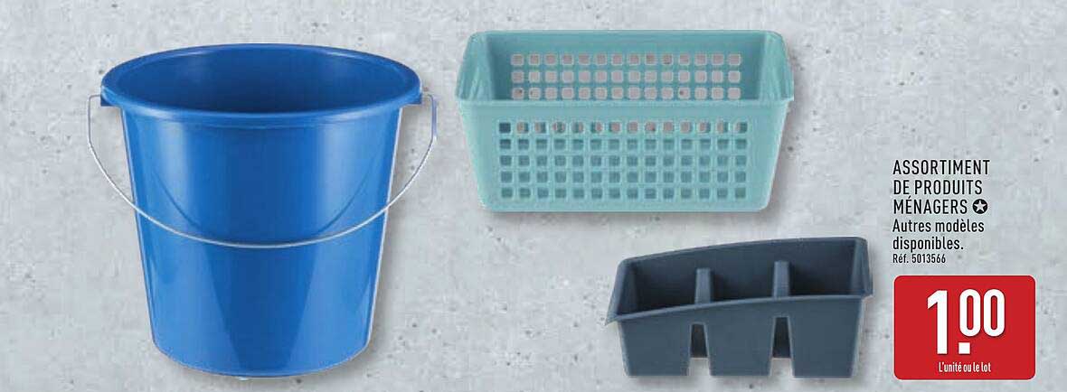 ASSORTIMENT DE PRODUITS MÉNAGERS
