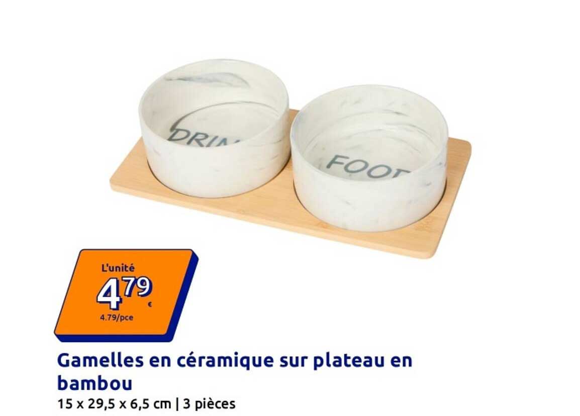 Gamelles en céramique sur plateau en bambou