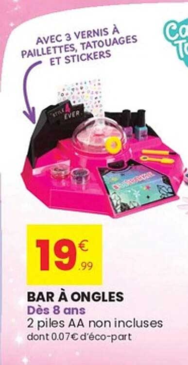 AVEC 3 VERNIS À PAILLETTES, TATOUAGES ET STICKERS