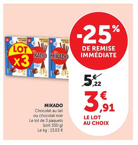 MIKADO Chocolat au lait ou chocolat noir Le lot de 3 paquets (soit 300 g) Le kg : 13,03 €