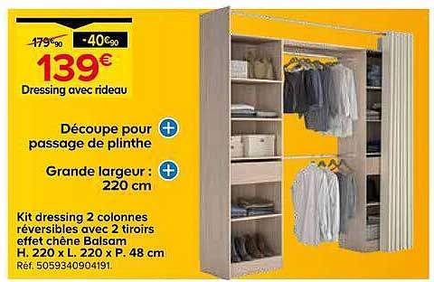 Dressing avec rideau