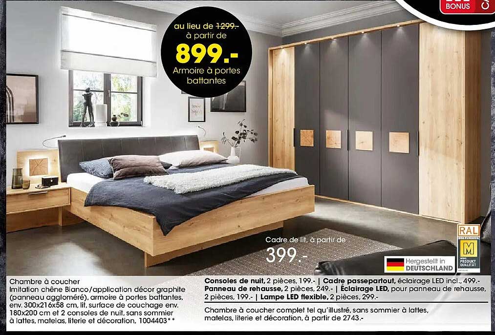 Chambre à coucher imitation chêne Bianco/applicat décor graphite (panneau aggloméré), armoire à portes battantes.