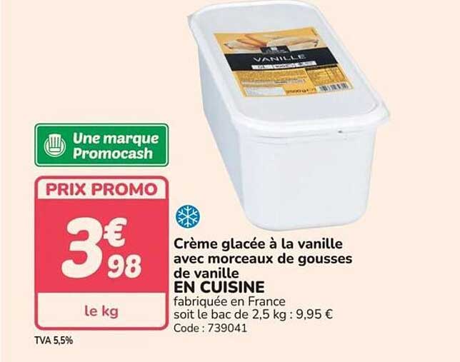 Crème glacée à la vanille avec morceaux de gousses de vanille EN CUISINE fabriquée en France