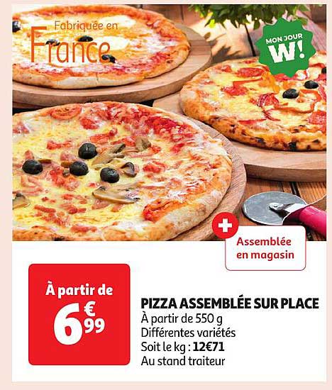 PIZZA ASSEMBLÉE SUR PLACE