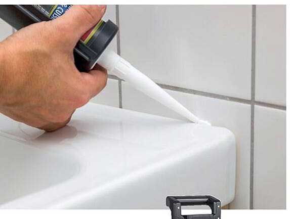 Colle silicone pour salle de bain