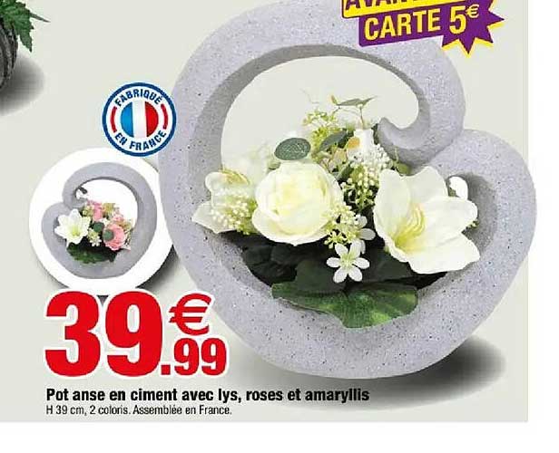 Pot anse en ciment avec lys, roses et amaryllis