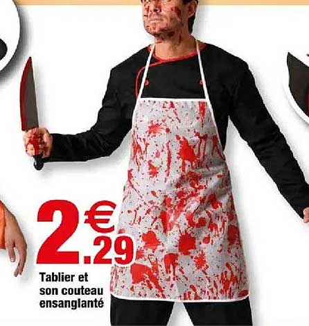 Tablier et son couteau ensanglanté