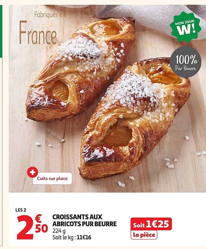 CROISSANTS AUX ABRICOTS PUR BEURRE