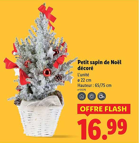 Petit sapin de Noël décoré
