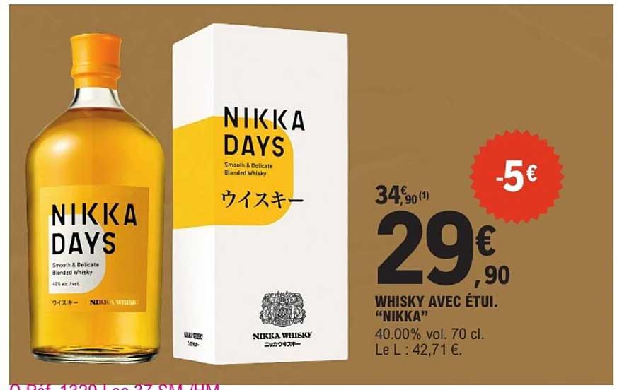 WHISKY AVEC ÉTUI. "NIKKA"