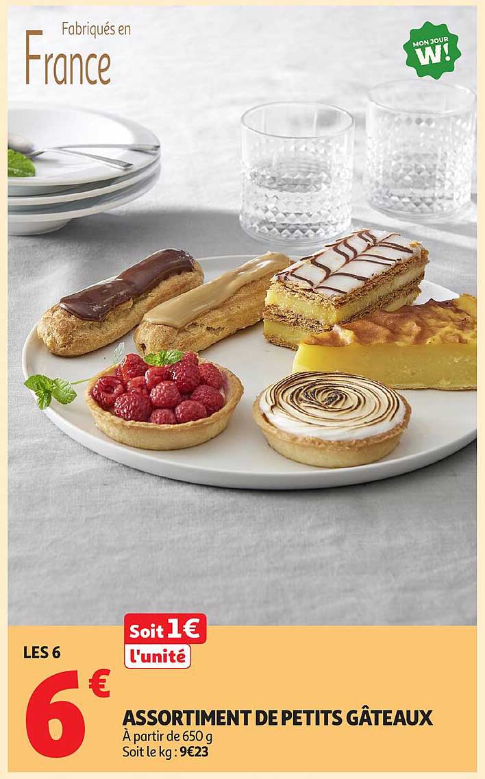ASSORTIMENT DE PETITS GÂTEAUX