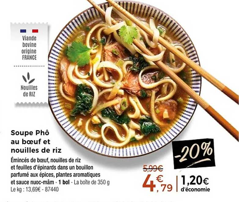 Soupe Phở au bœuf et nouilles de riz