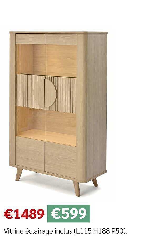 Vitrine éclairage inclus (L115 H188 P50).
