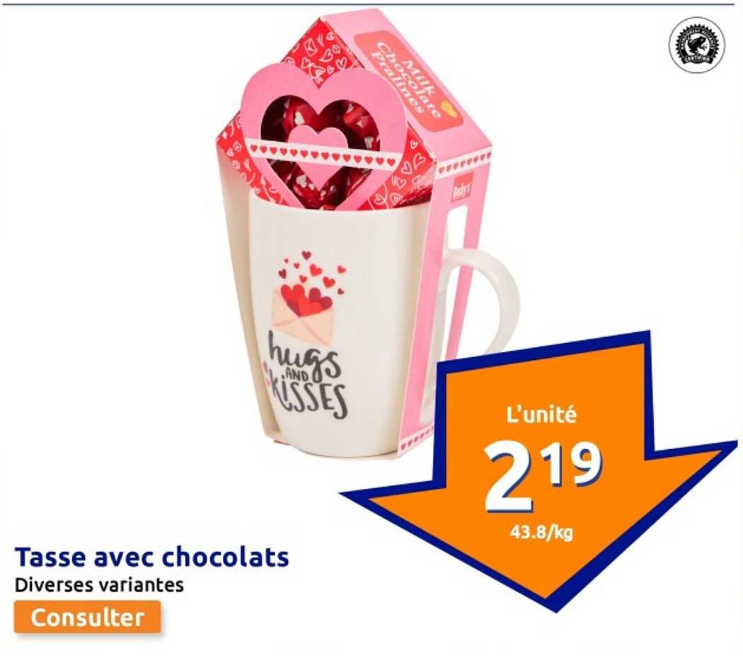 Tasse avec chocolats